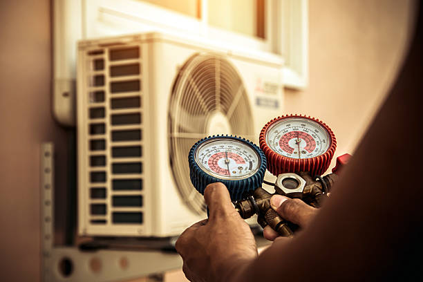 Professional Hvac technician working in Audubon, NJ
